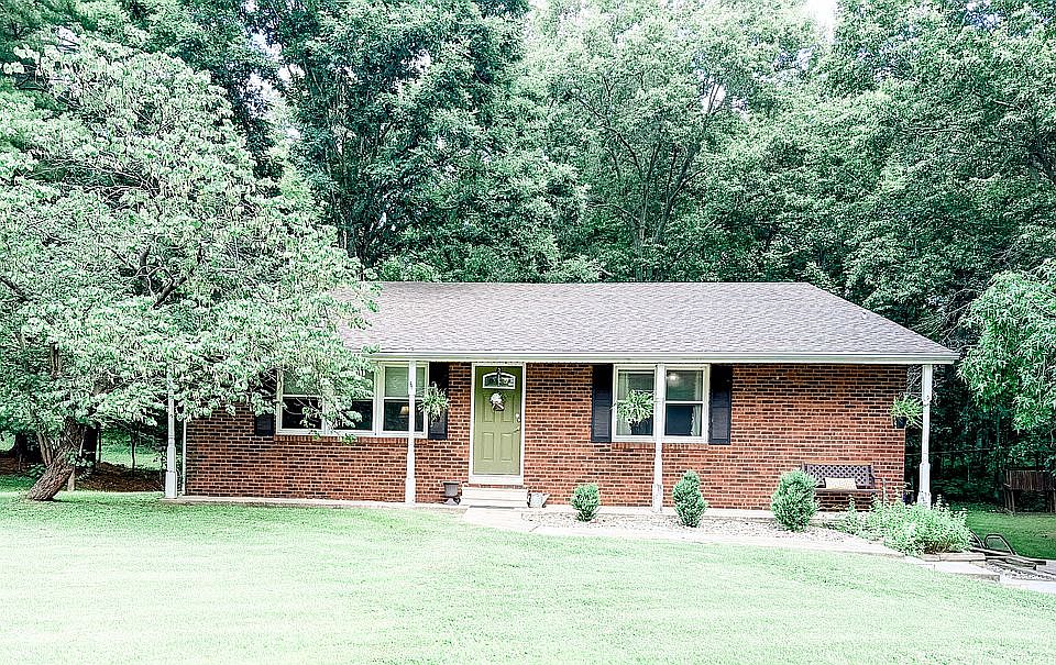 1st image of 12300 Cooks Dr