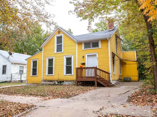 805 Kearney St, Manhattan, KS 66502