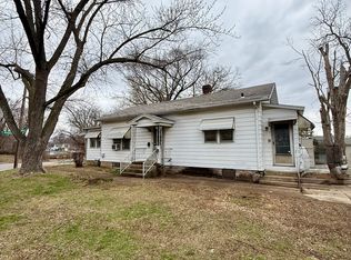 1902 N Broadway St, Peoria, IL 61604