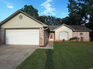 1382 Tara Dawn Ln, Pensacola, FL 32534