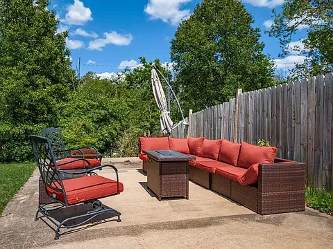568 Wagon Wheel Ln — Photo 4