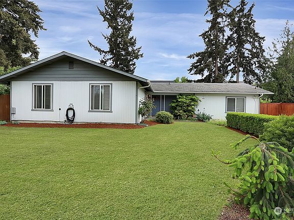 2nd image of 604 27th Avenue SE