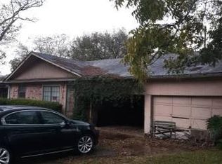 1504 Maiden Ln, Richmond, TX 77469