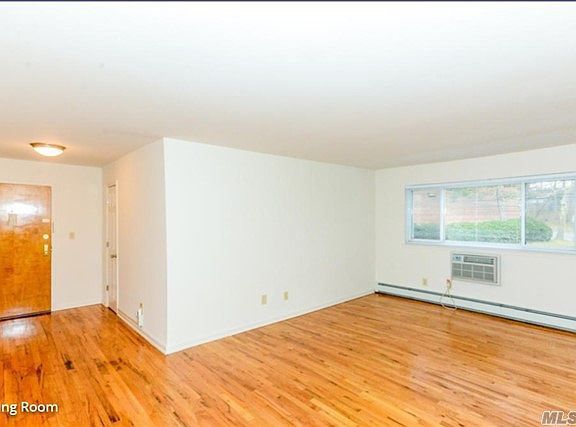 2nd image of 20 Wildwood Gdns APT G2