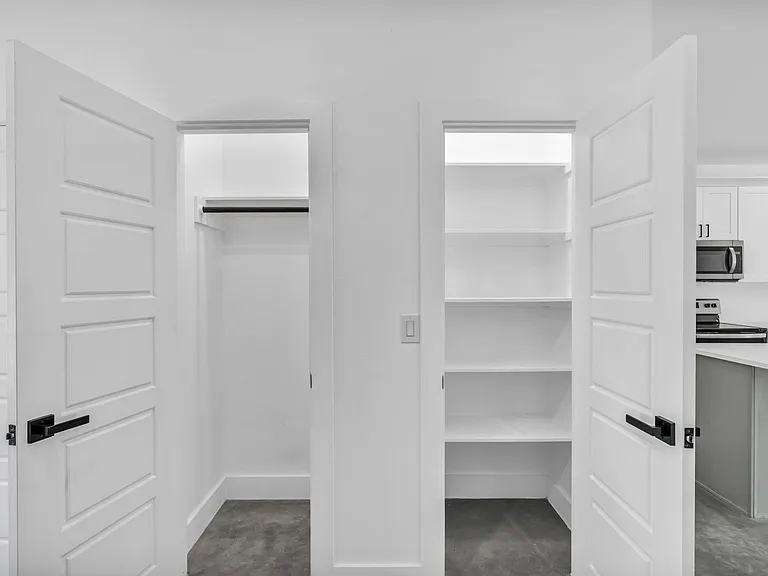 1006 E Marble St #B — Photo 7