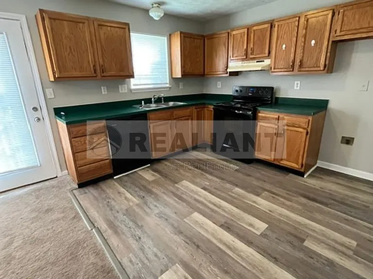 3851 Sugar Creek Dr — Photo 8