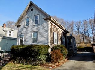 45 Oak St, Plymouth, MA 02360