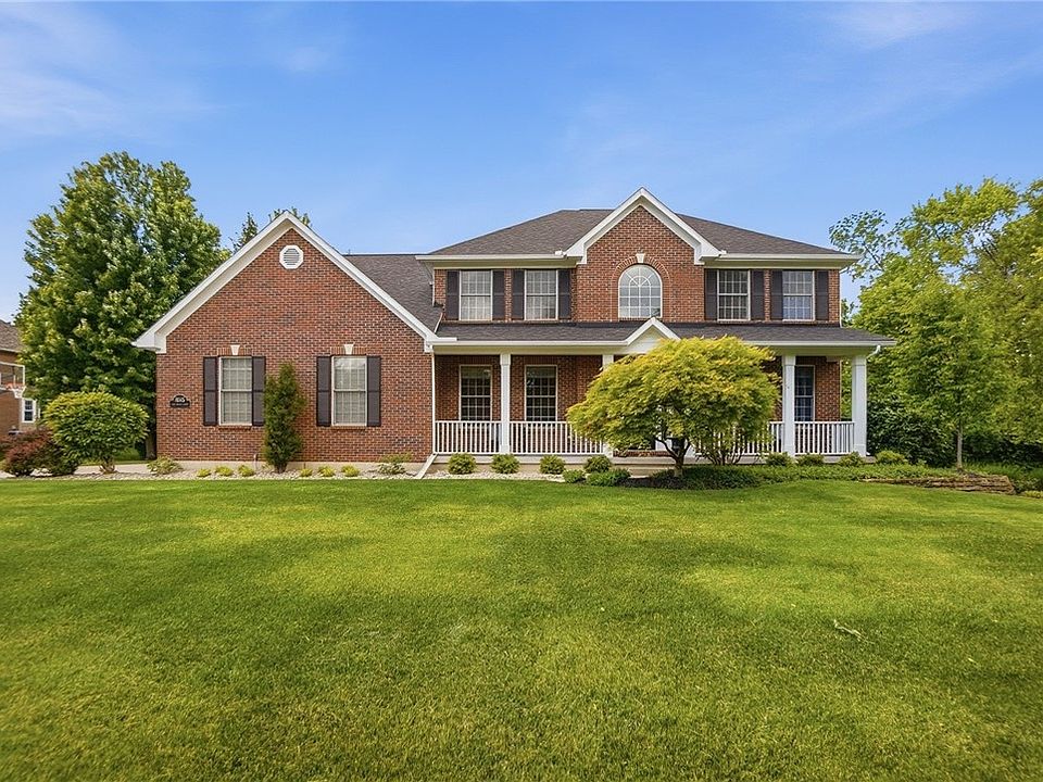 1st image of 8165 Old Woods Ct