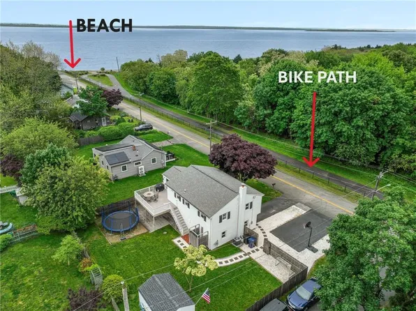 118 Pettee Ave, North Kingstown, RI 02852