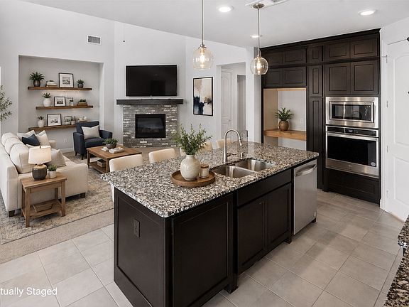 3rd image of 2604 Silver Leaf Cir