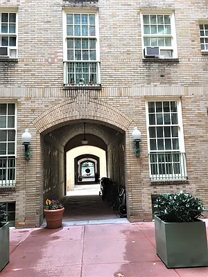 Rented by Douglas Elliman | media 14