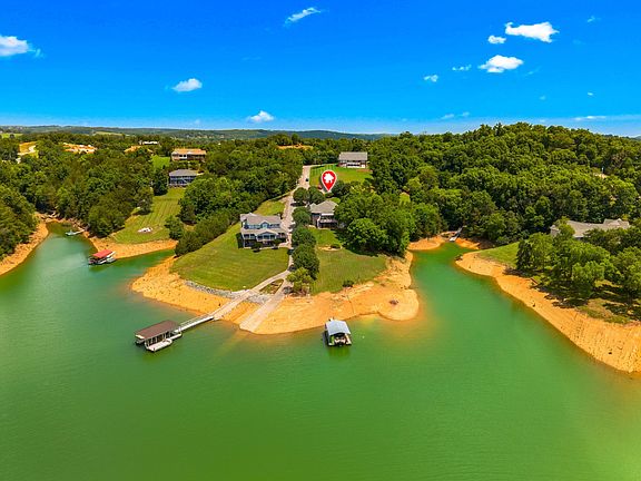 5th image of 211 Mariners Ln