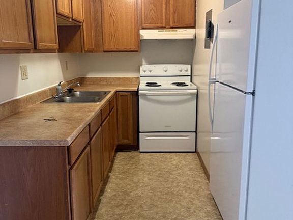 2nd image of 704 Imperial Dr #704208