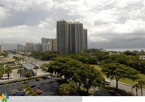 4th image of 3015 N Ocean Blvd APT 7F