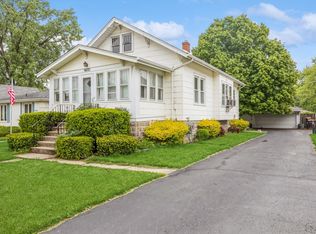 17835 School St, Lansing, IL 60438