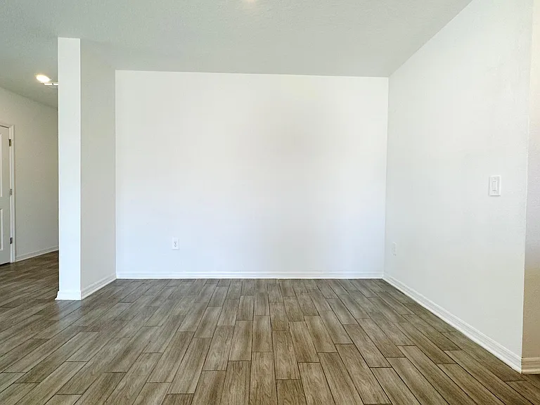924 Serchio St — Photo 9