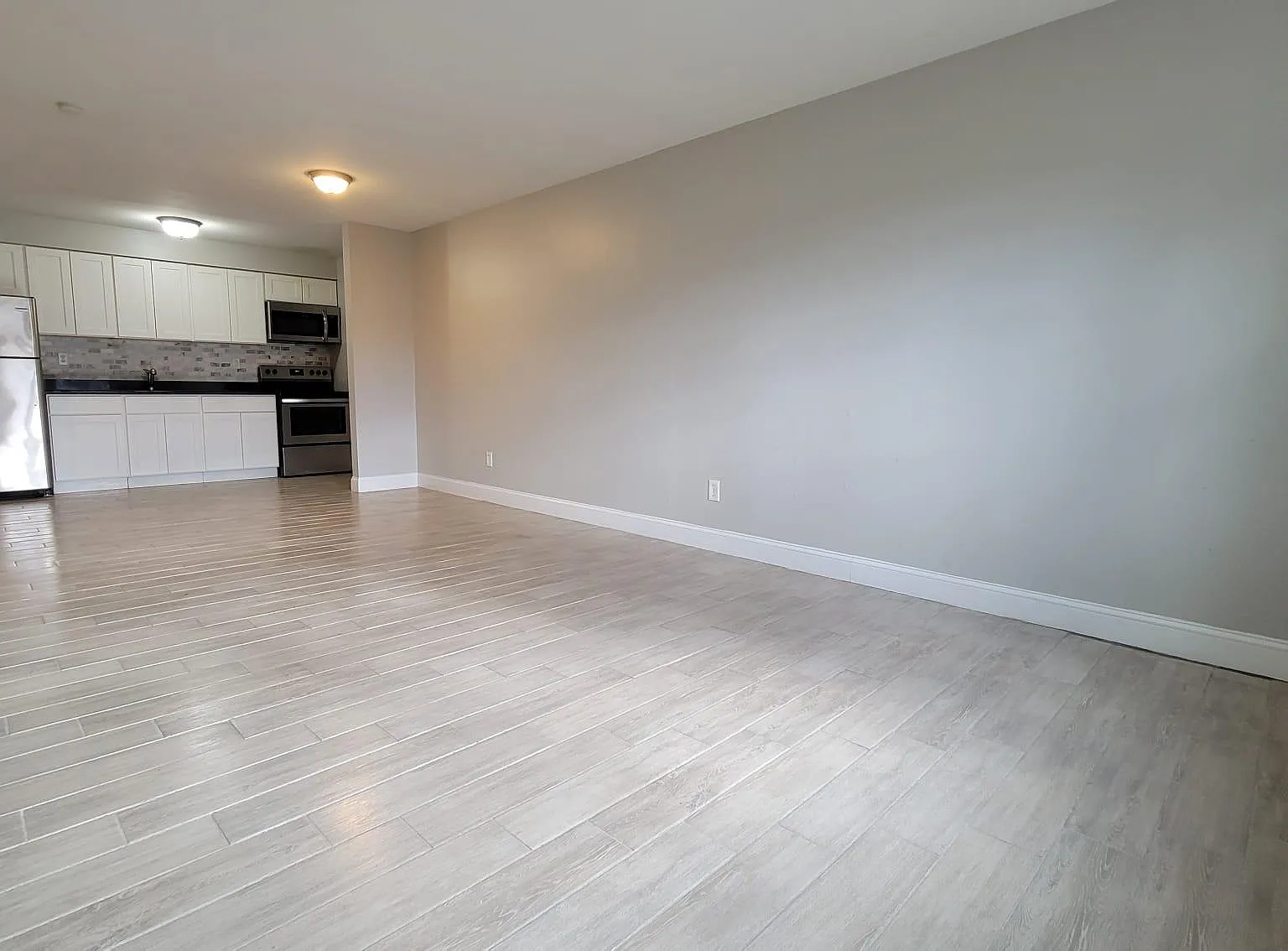 156 Bull Hill Ln — Photo 1