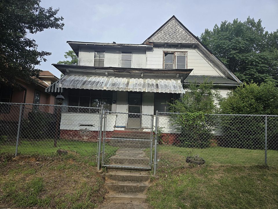 1st image of 2709 S Izard St