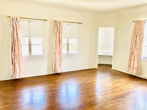 4th image of 5524 W 6th St #602