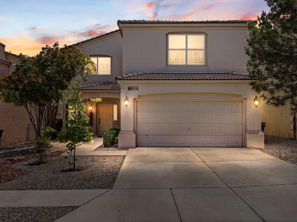 8916 Lochnager Ln NE, Albuquerque, NM 87113