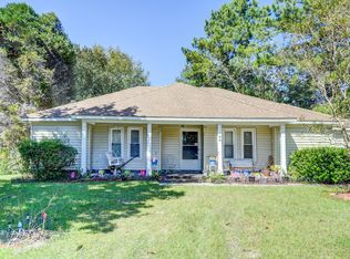 99 Logan Dr, Summerville, SC 29483
