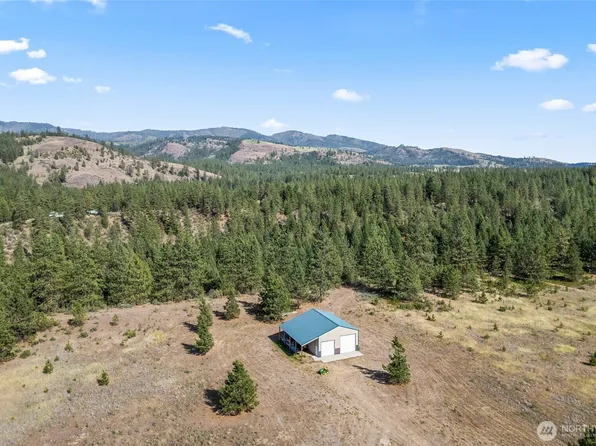 5966 River Bend Way, Fruitland, WA 99129