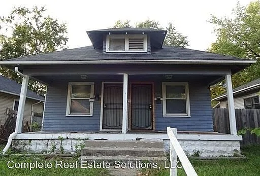 2930 Brookside Ave photo 1