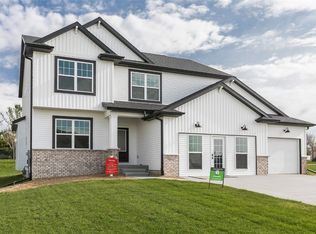 816 Crossbow Ct, Marion, IA 52302