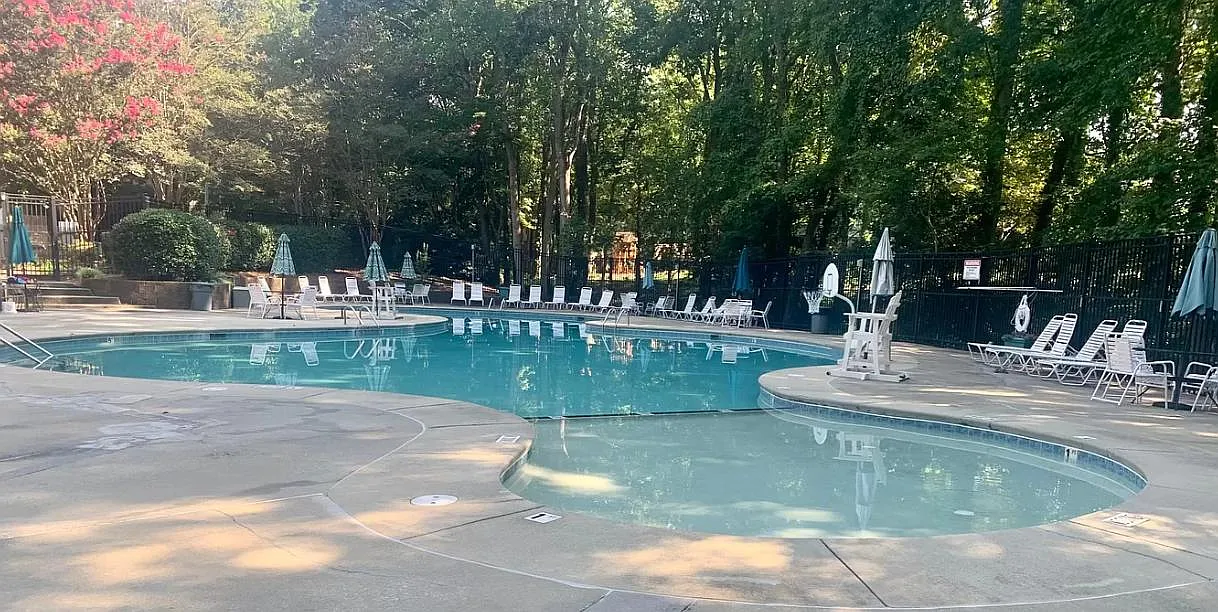 3 bed, 2.5 bath, 1519 sqft, $3,850 — Photo 4