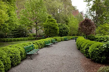 Rented by Ameralis Group Real Estate Inc