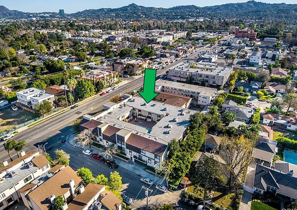 1st image of 4919 Laurel Canyon Blvd APT 5