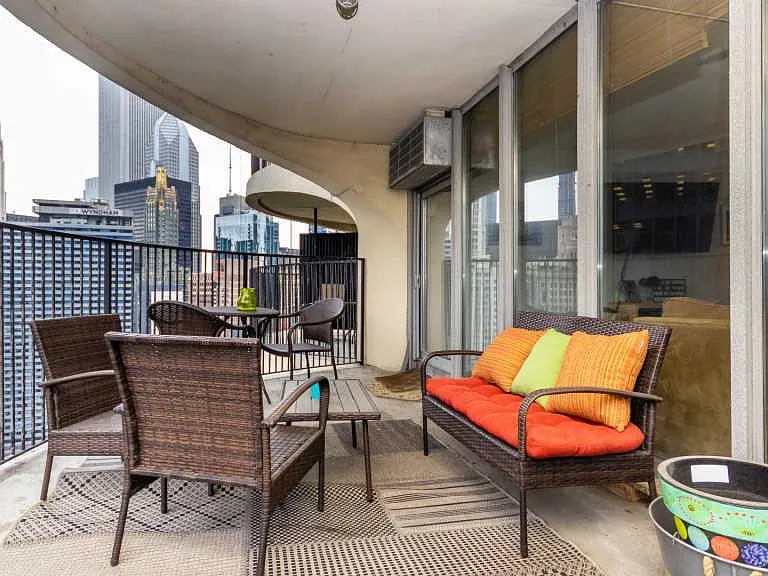 300 N State St #2830 — Photo 17