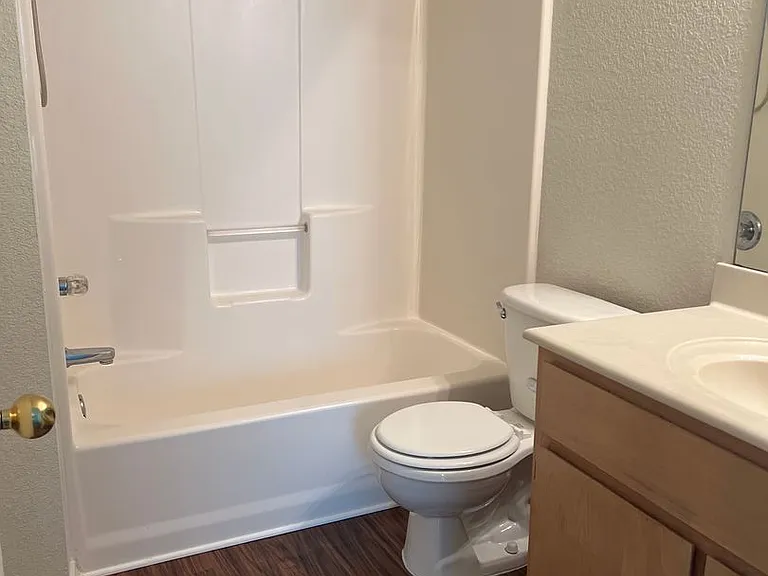 2600 Alma Dr — Photo 9
