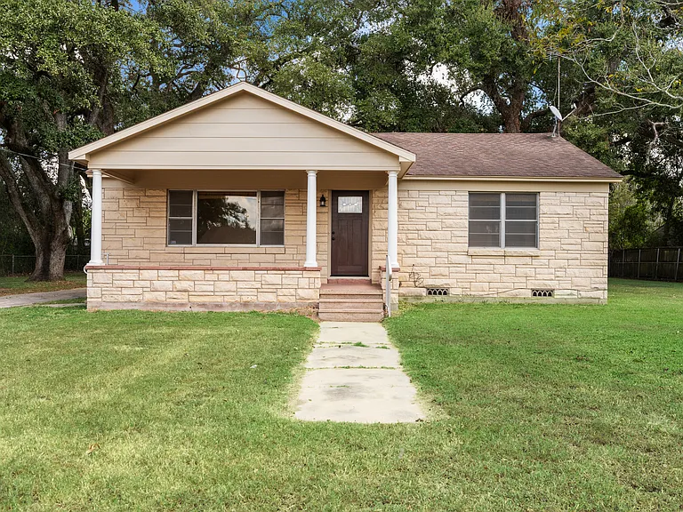940 Hardeman St — Photo 17