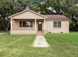 940 Hardeman St, Sealy, TX 77474