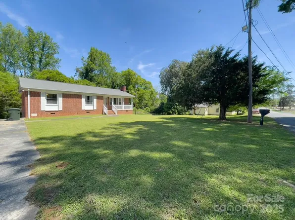 108 Jefferson St W, York, SC 29745