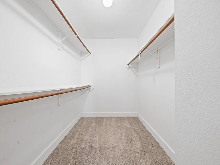 20931 Walder Ct — Photo 32