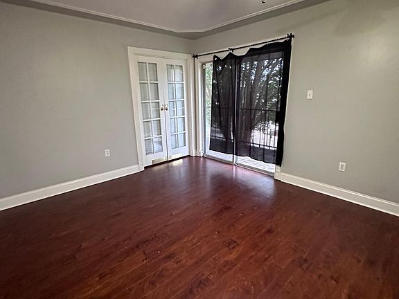 3rd image of 675 Wooddale Blvd APT 120