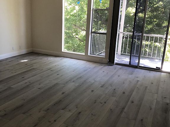 Balcony access from living room and bedroom