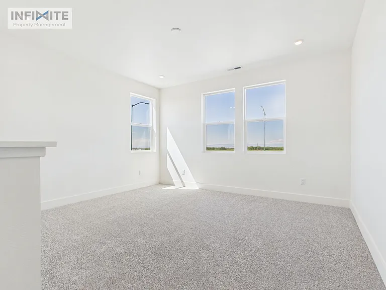 4834 Touchstone Ln — Photo 15