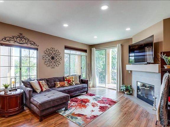2nd image of 580 Camino De La Reina #2222