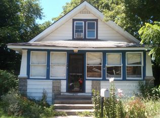 318 N 10th St, Niles, MI 49120