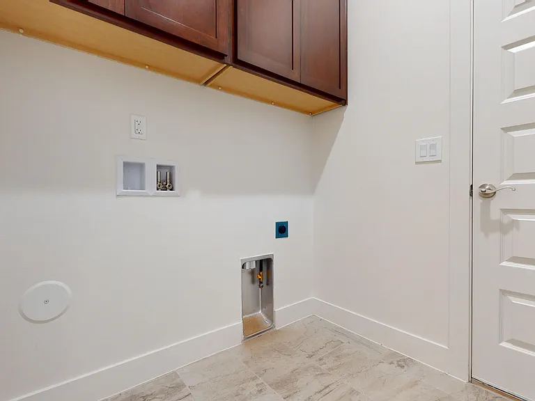440 Soleil Rd — Photo 34