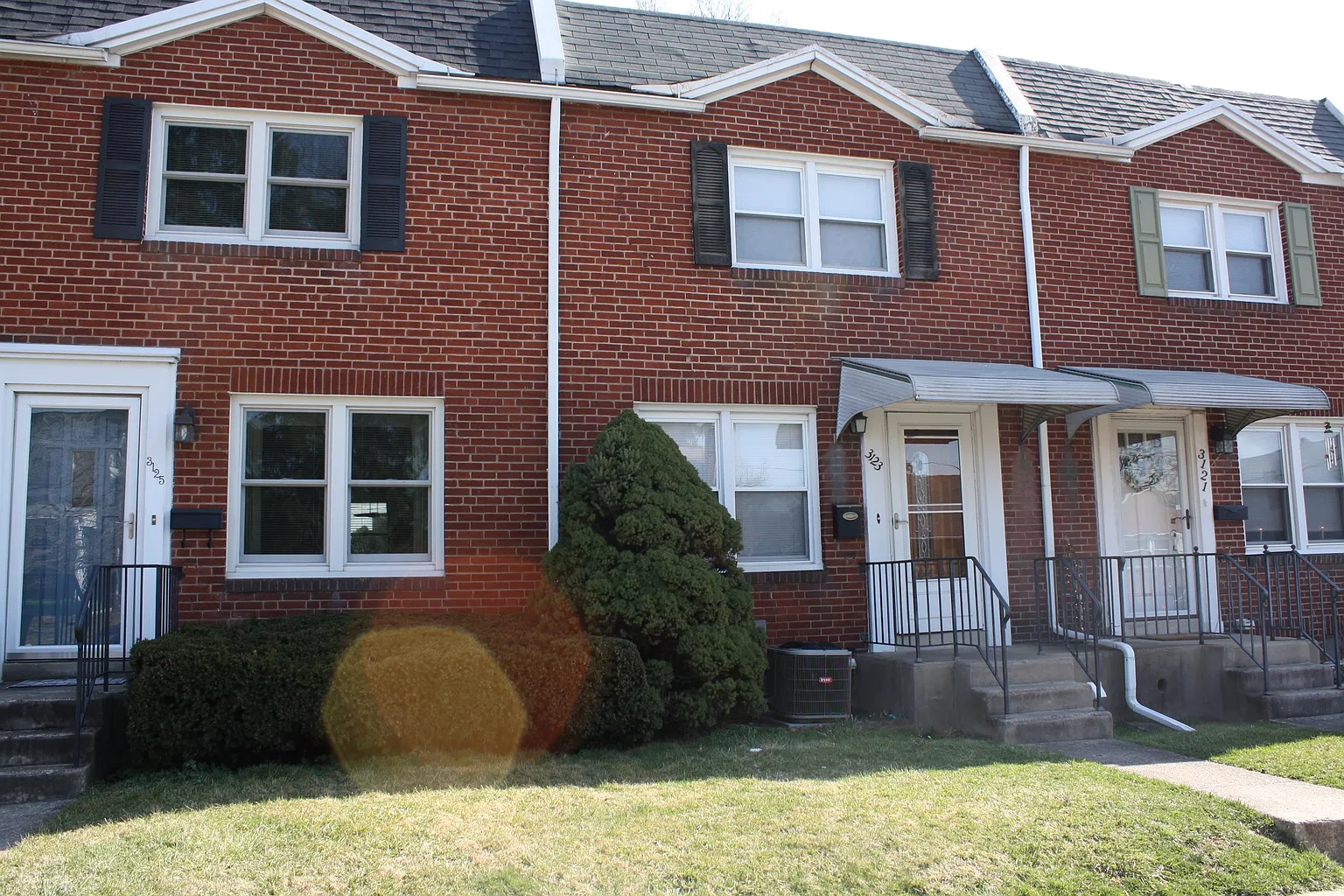 3123 N 6th St photo 1