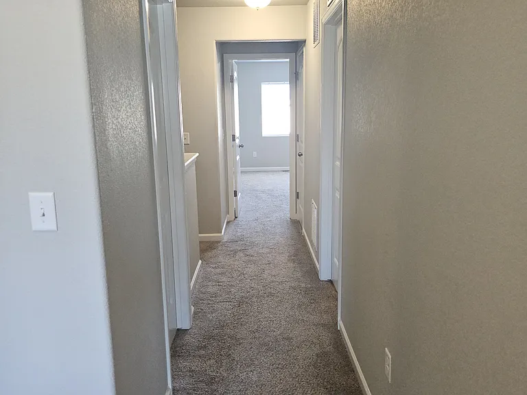 1055 Petra Hts — Photo 9
