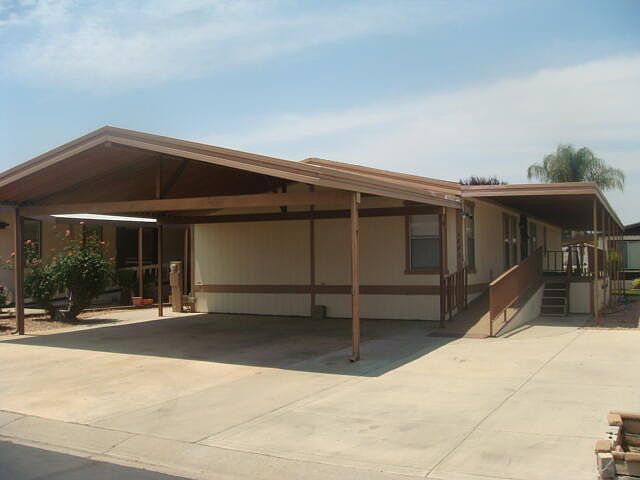 1st image of 1221 Yellowood Dr