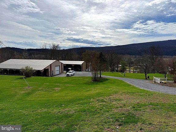 4th image of 55 Fairfax Corner Rd