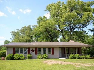 476 Old Scout Dr, Leitchfield, KY 42754