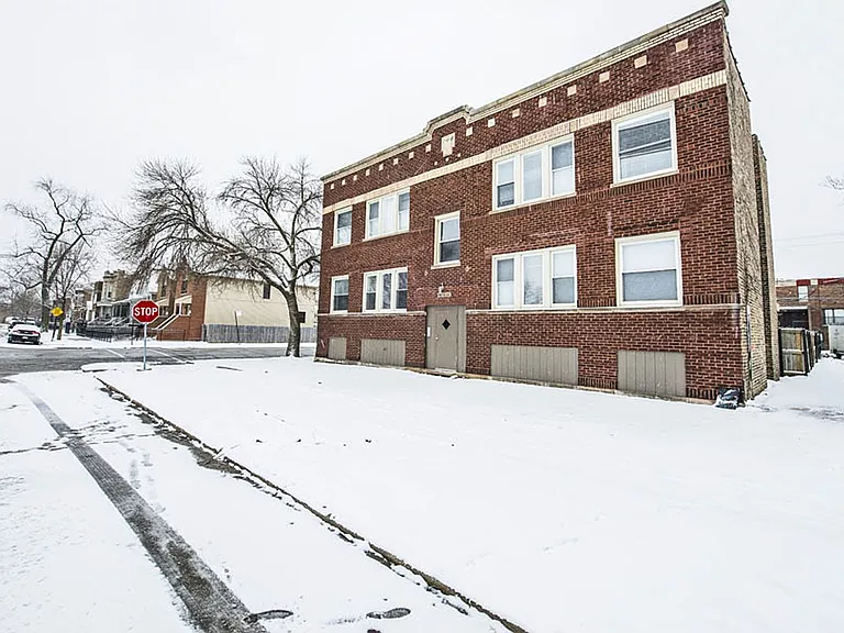7254 S University — Photo 16