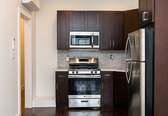 4th image of 1210 Flatbush Ave #2